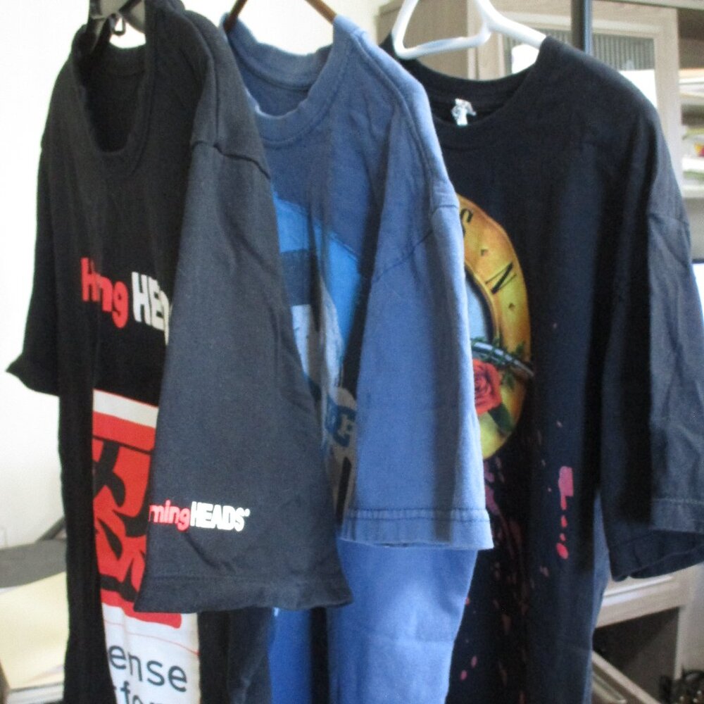 Lot of 3 Young Mens Guys Size L to  XL T-Shirts Tees Guns N Roses Japan